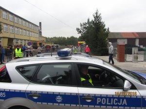 Policjanci zabezpieczali trasę biegu